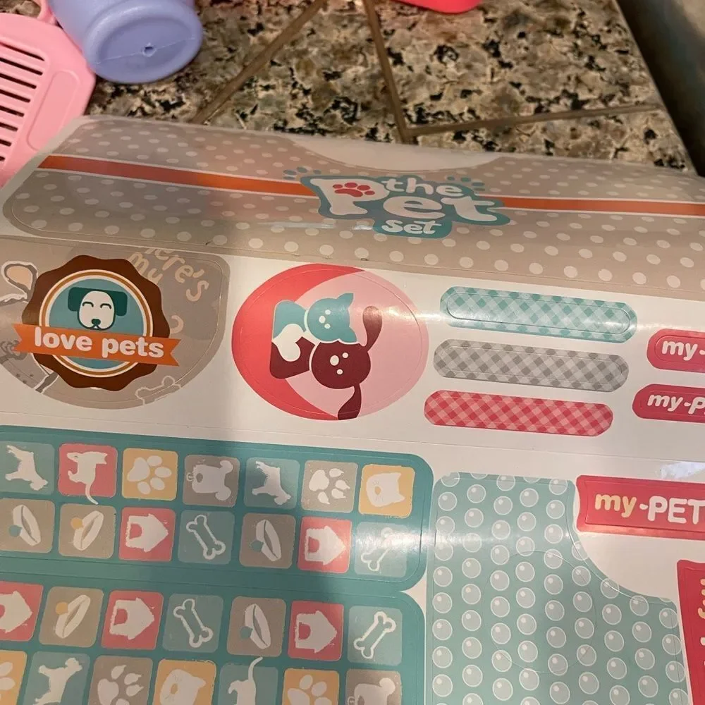 My Pets Play Vet Pet Care dog and Backpack with Accessories
